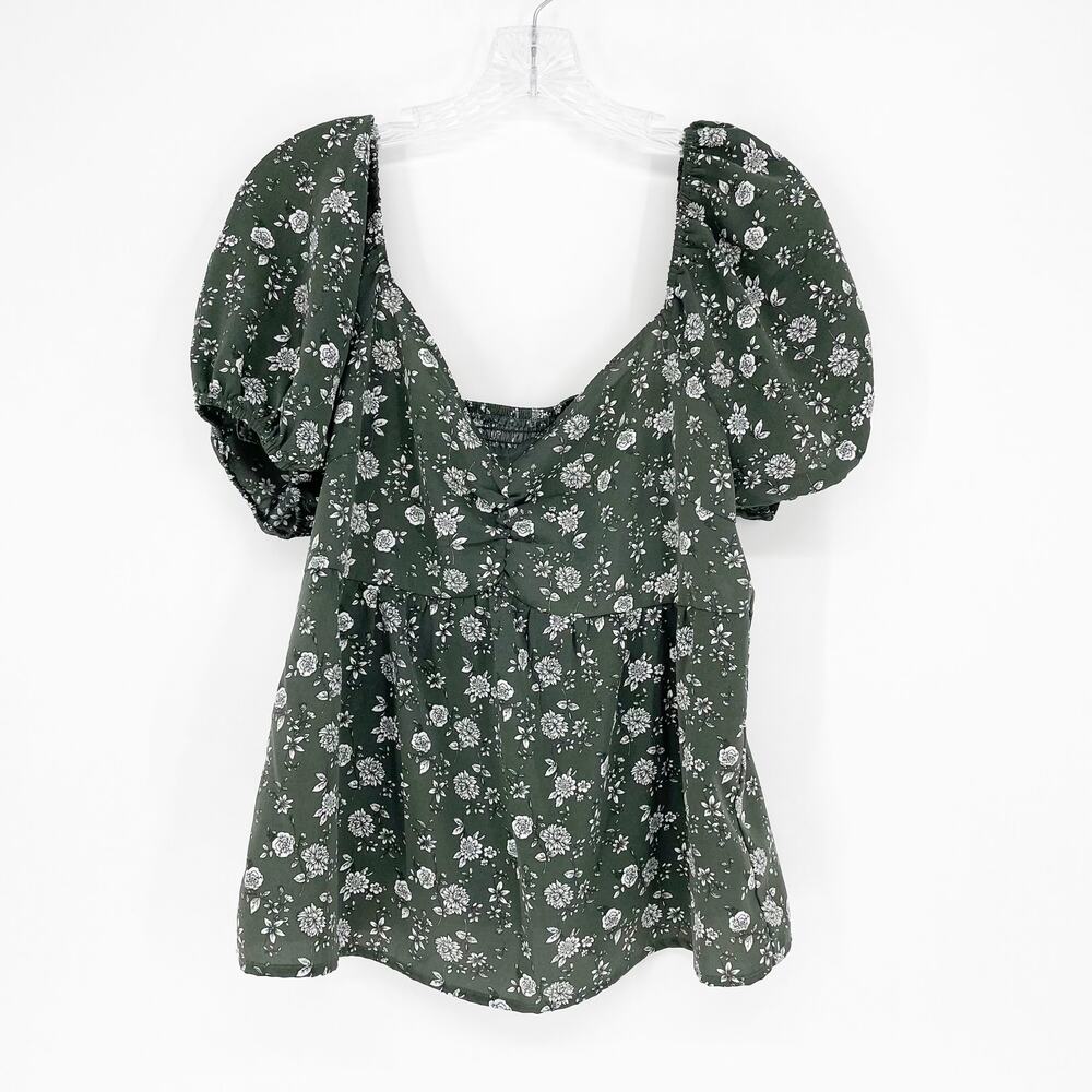 Mi ami Smocked Puff Sleeve Floral Top Size Large